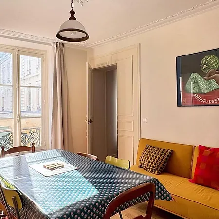 Apartman Large 4-room In 5th Cuvier *