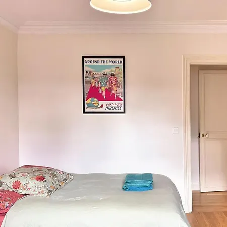 Large 4-room In 5th Cuvier Апартаменты
