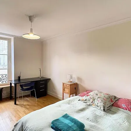 Apartman Large 4-room In 5th Cuvier