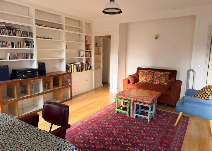 Large 4-room In 5th Cuvier * Париж